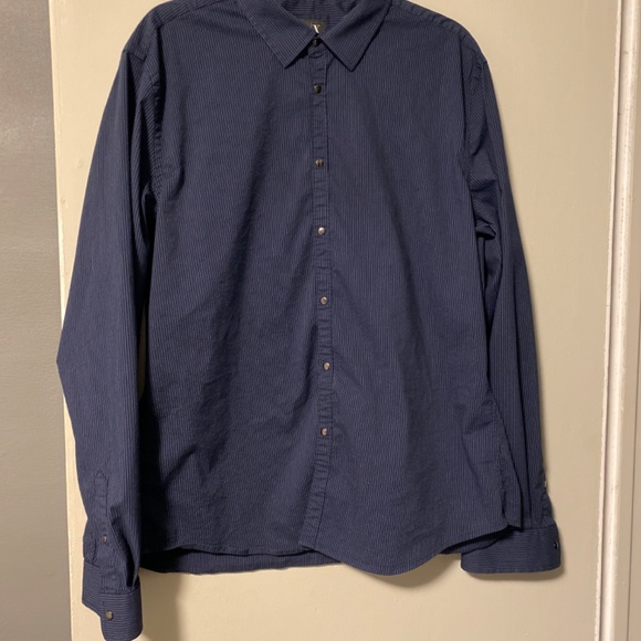 - Armani Exchange slim fit XL - Picture 2 of 5